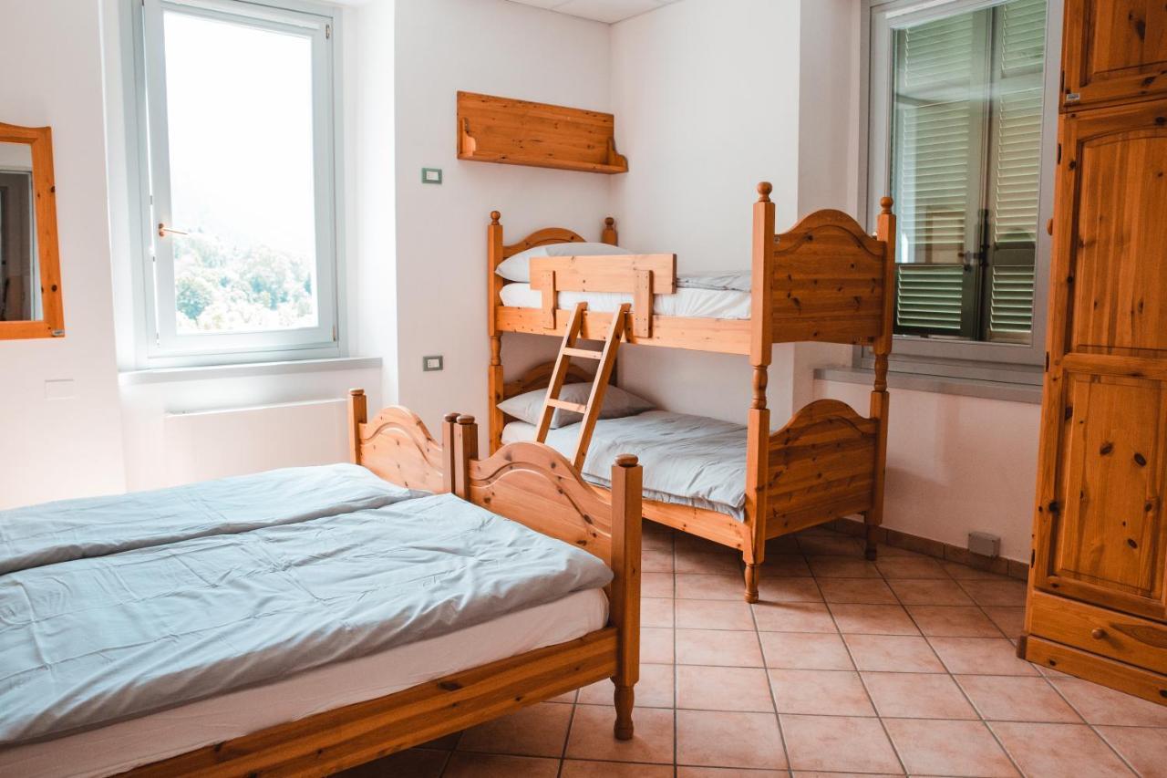 הוסטל Cevo Casa Del Parco Adamello מראה חיצוני תמונה