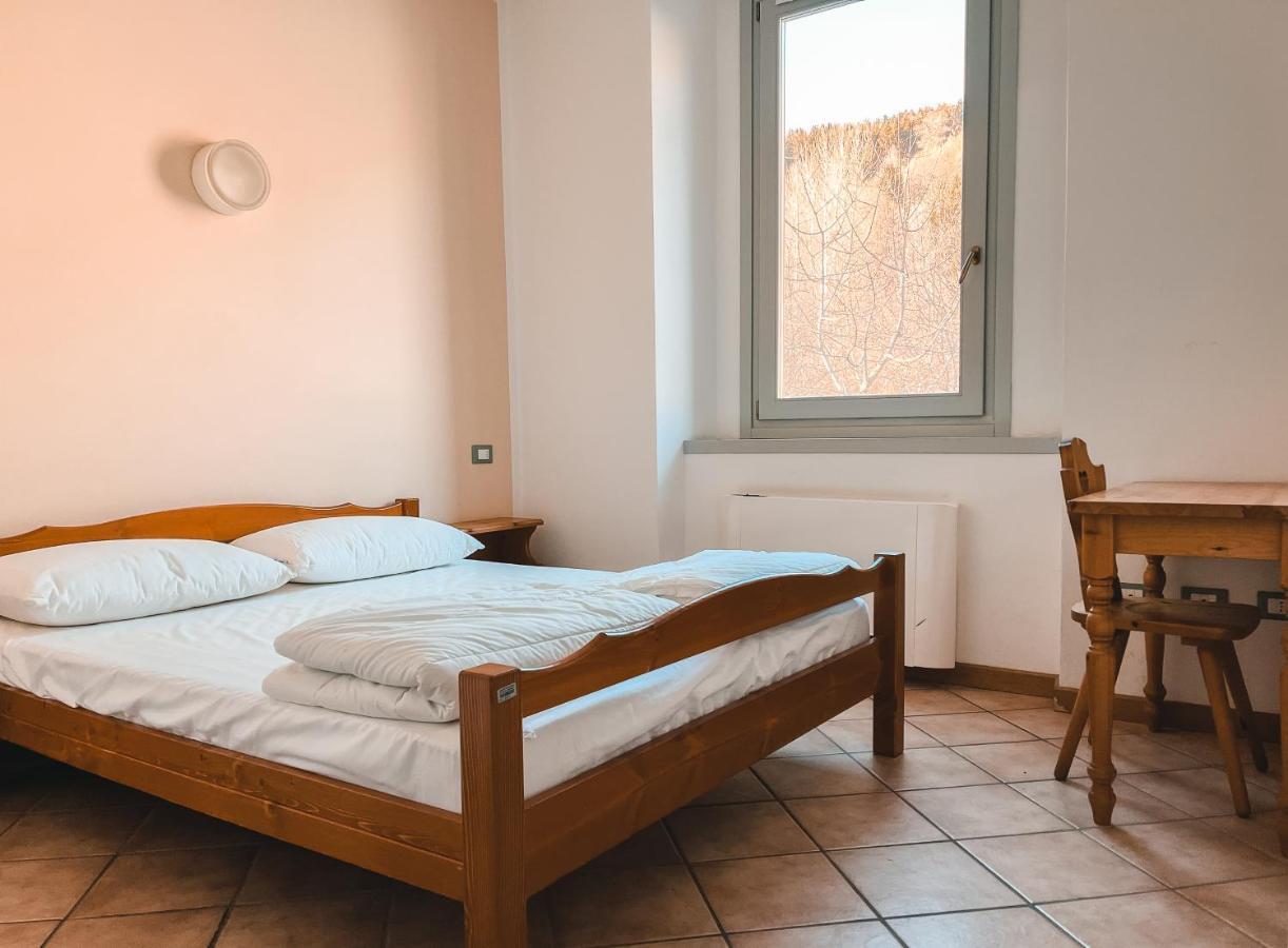 הוסטל Cevo Casa Del Parco Adamello מראה חיצוני תמונה